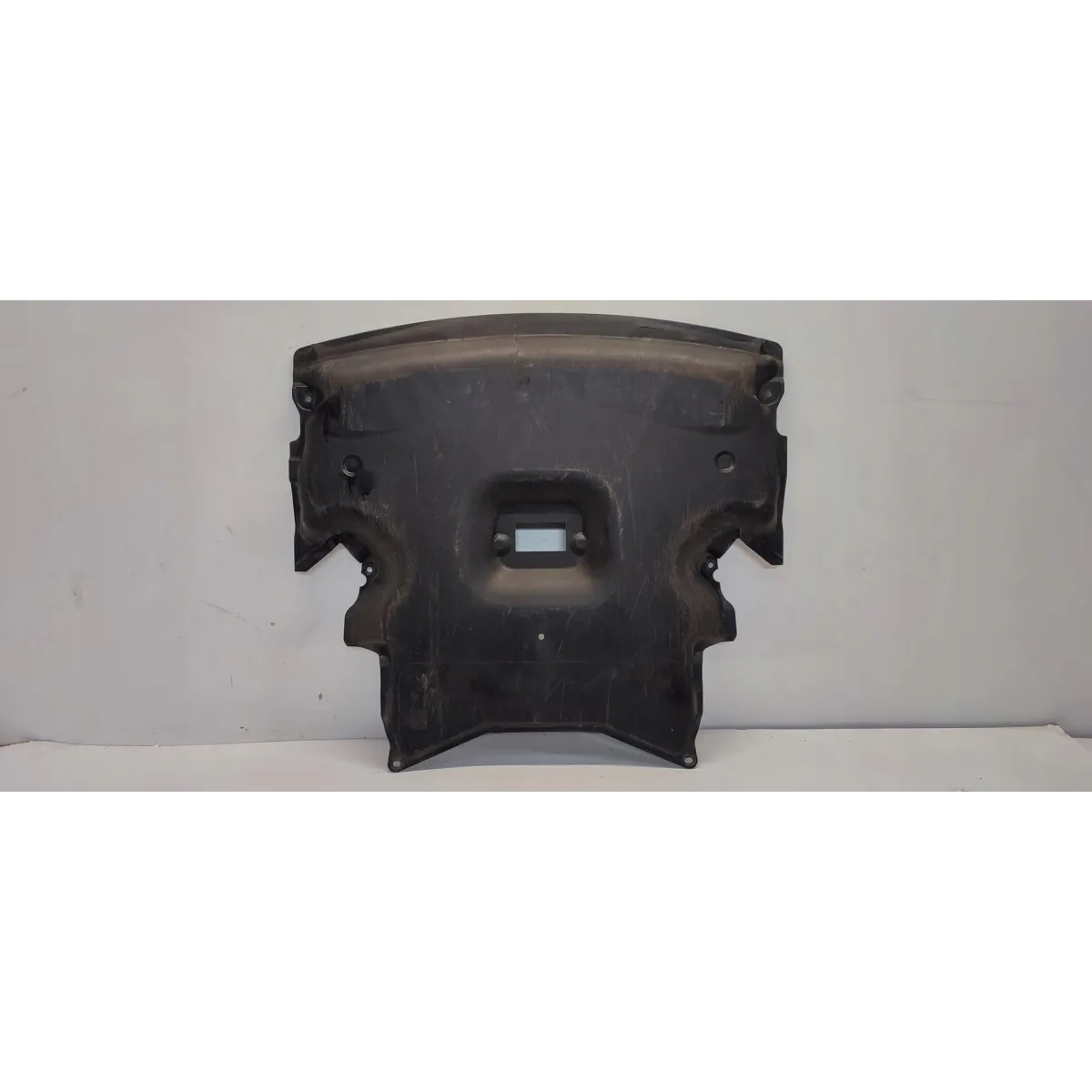 MERCEDES W203 OSŁONA SILNIKA A2095240830