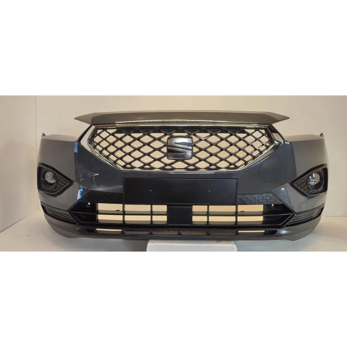 SEAT TARRACO ZDERZAK PRZÓD LC7Q 5FJ807221D