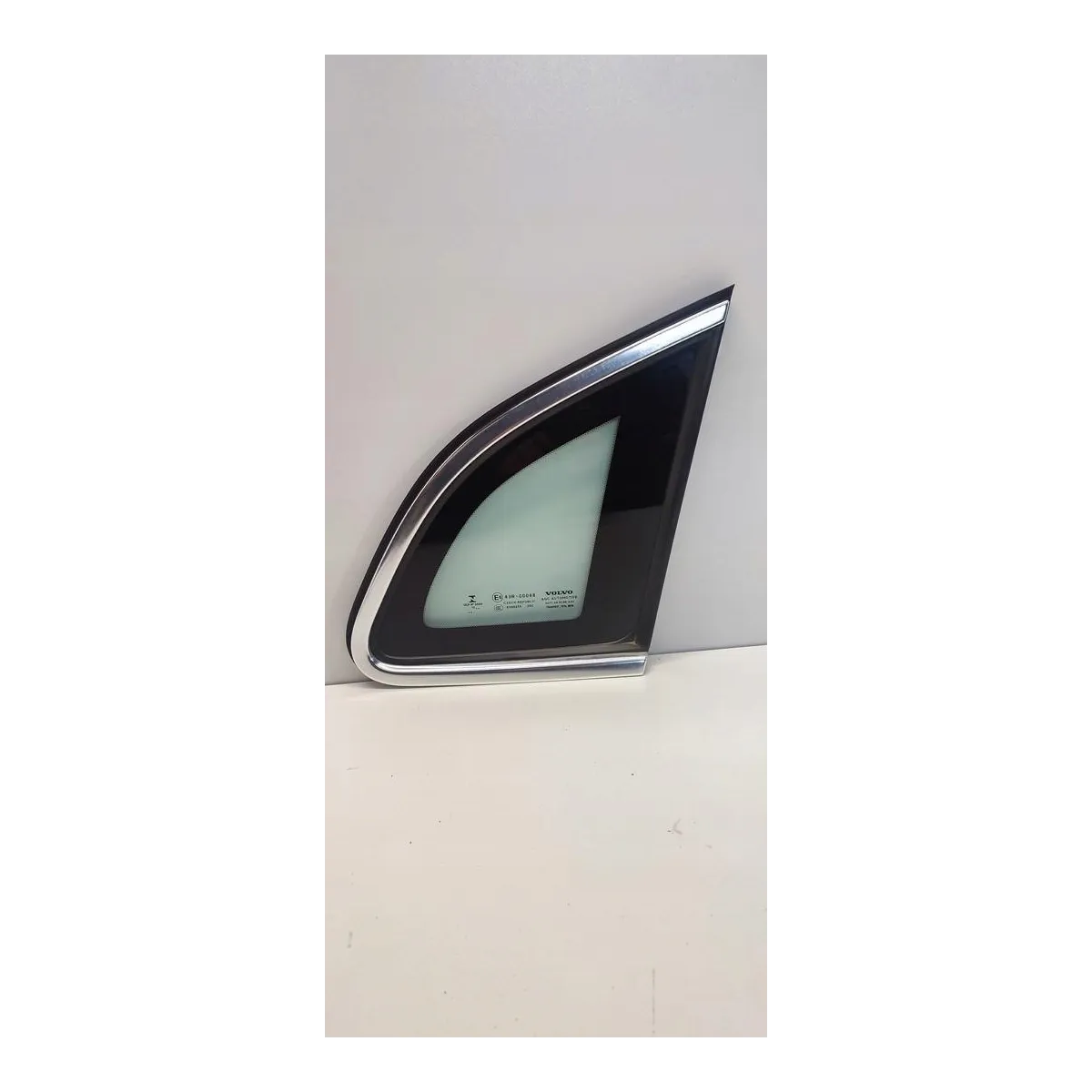 VOLVO V40 II SZYBA PRAWY TYŁ 31386779