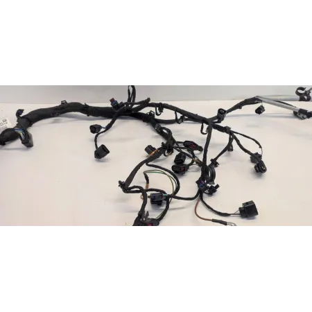 CUPRA FORMENTOR WIĄZKA SILNIKA 1.4 HYBRID 2024 04E972610AB