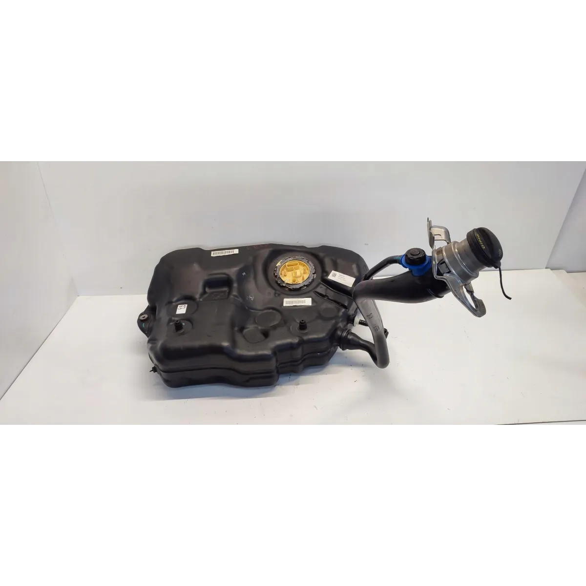 AUDI A4 B9 ZBIORNIK PALIWA 2.0 TDI 8W0201021CG 8W0919088K 8W0201060BM