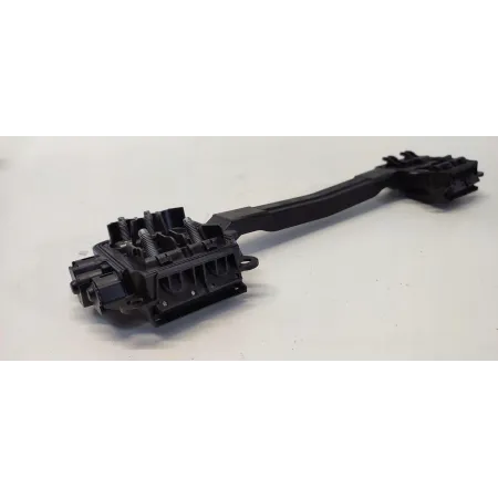 MERCEDES W205 KLEMA MOCOWANIE A2055452000