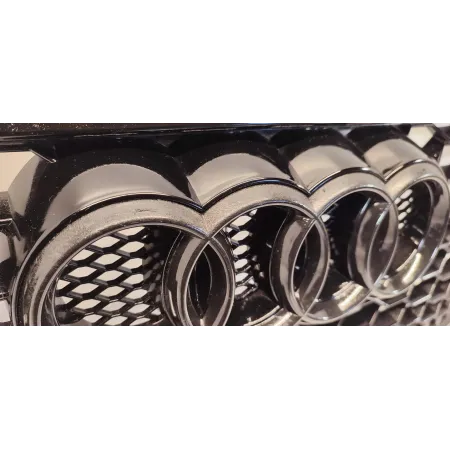 AUDI A7 4G GRILL ATRAPA ZADERZAKA PRZÓD