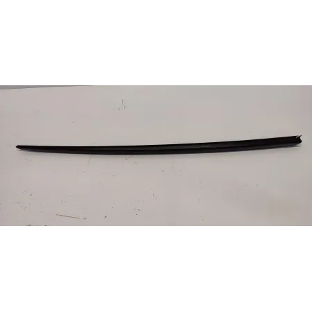 AUDI A8 D4 LISTWA SZYBY CZOŁOWEJ PRAWA 4H0854328