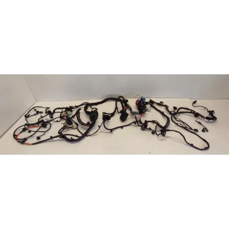 VOLVO V60 WIĄZKA KOMORY SILNIKA 2020