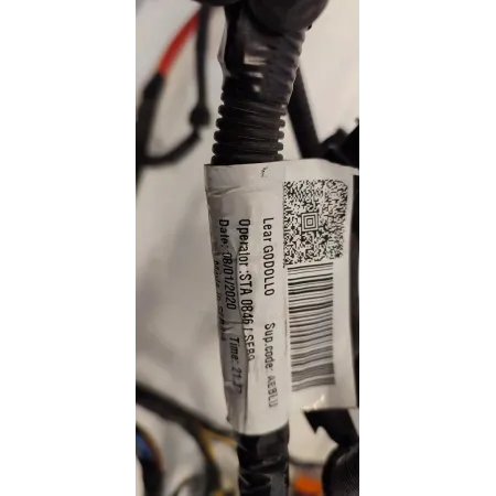 VOLVO V60 WIĄZKA KOMORY SILNIKA 2020