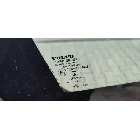 VOLVO V60 ĆWIARTKA BŁOTNIK SŁUPEK LEWY 2015 492