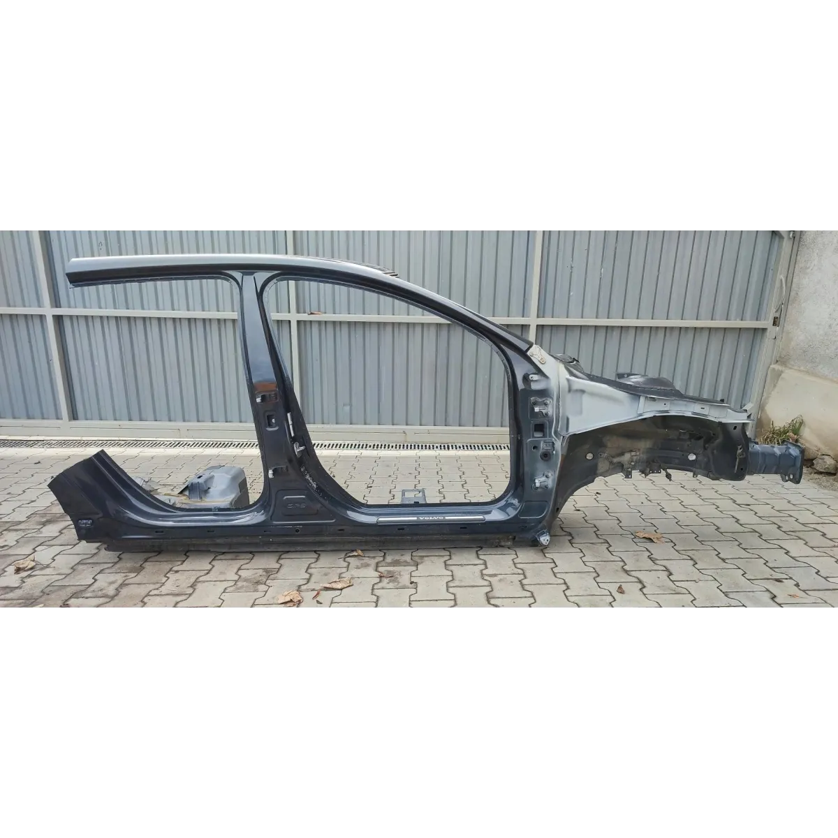 VOLVO V60 ĆWIARTKA SŁUPEK LEWY PRZÓD 2015 492