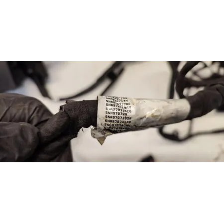 VW TIGUAN II ALLSPACE WIĄZKA KOMORY SILNIKA 1.5 TSI 2022