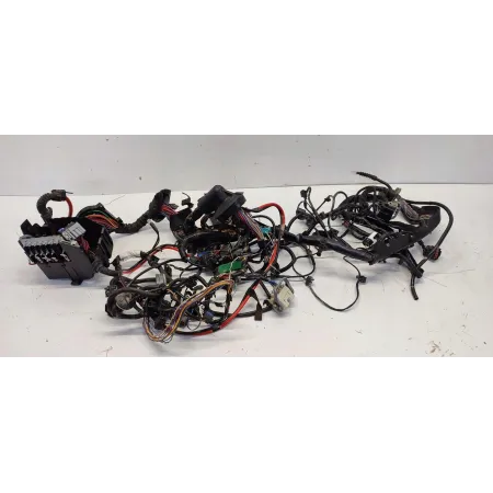 VOLVO XC70 WIĄZKA KOMORY SILNIKA 5244TI5 2014