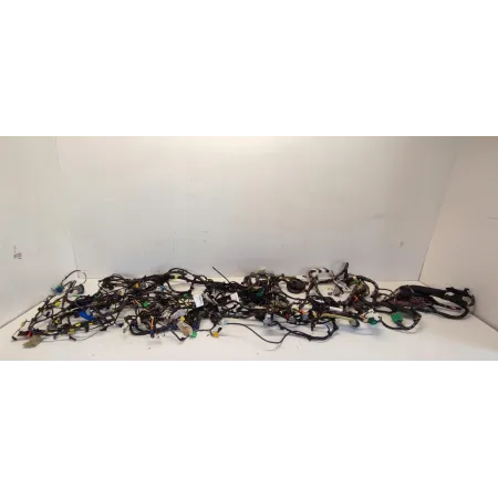 VOLVO V60 WIĄZKA KABNY 2015 RHD ANGLIK