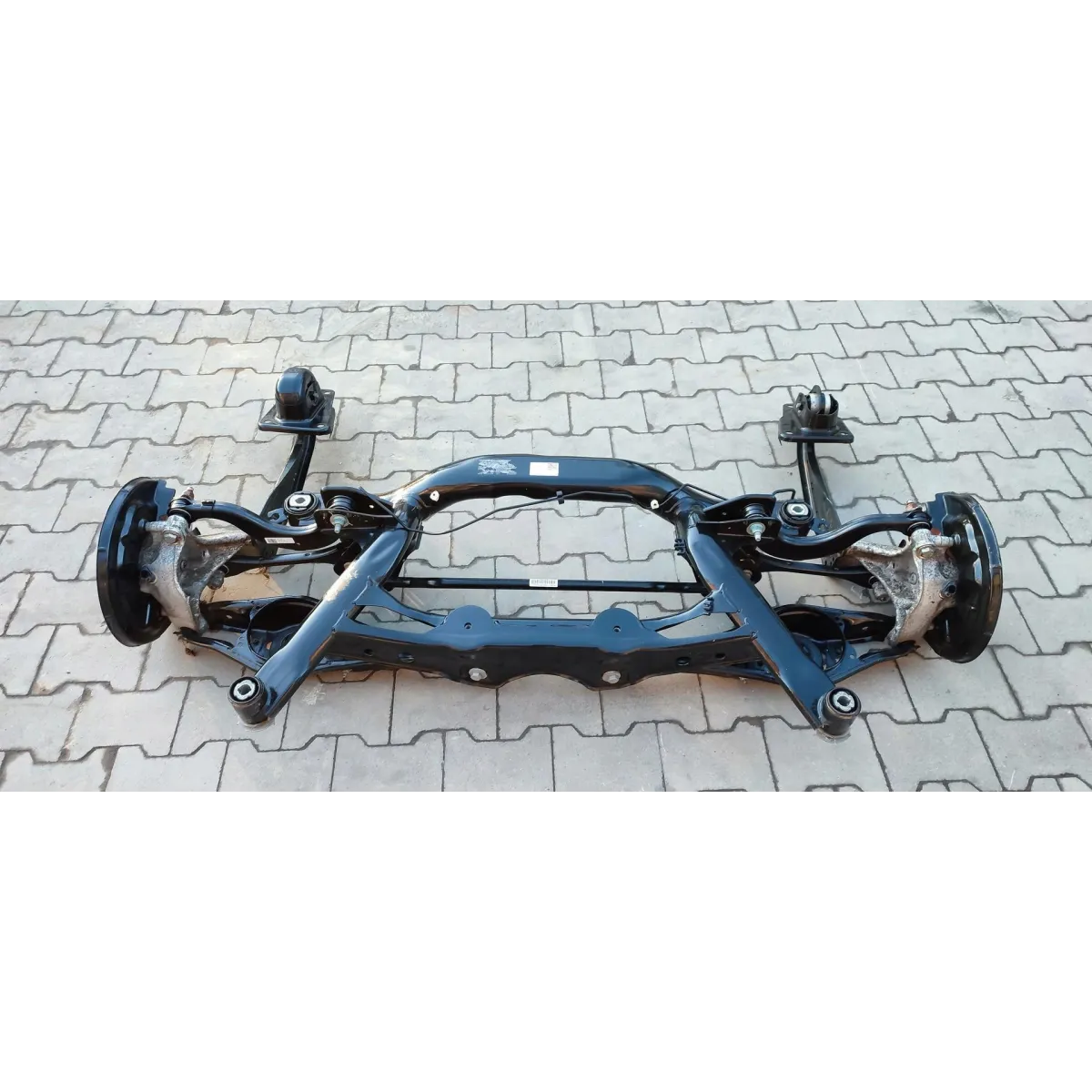 SKODA KODIAQ BELKA ZAWIESZENIE TYŁ 5QF505235G