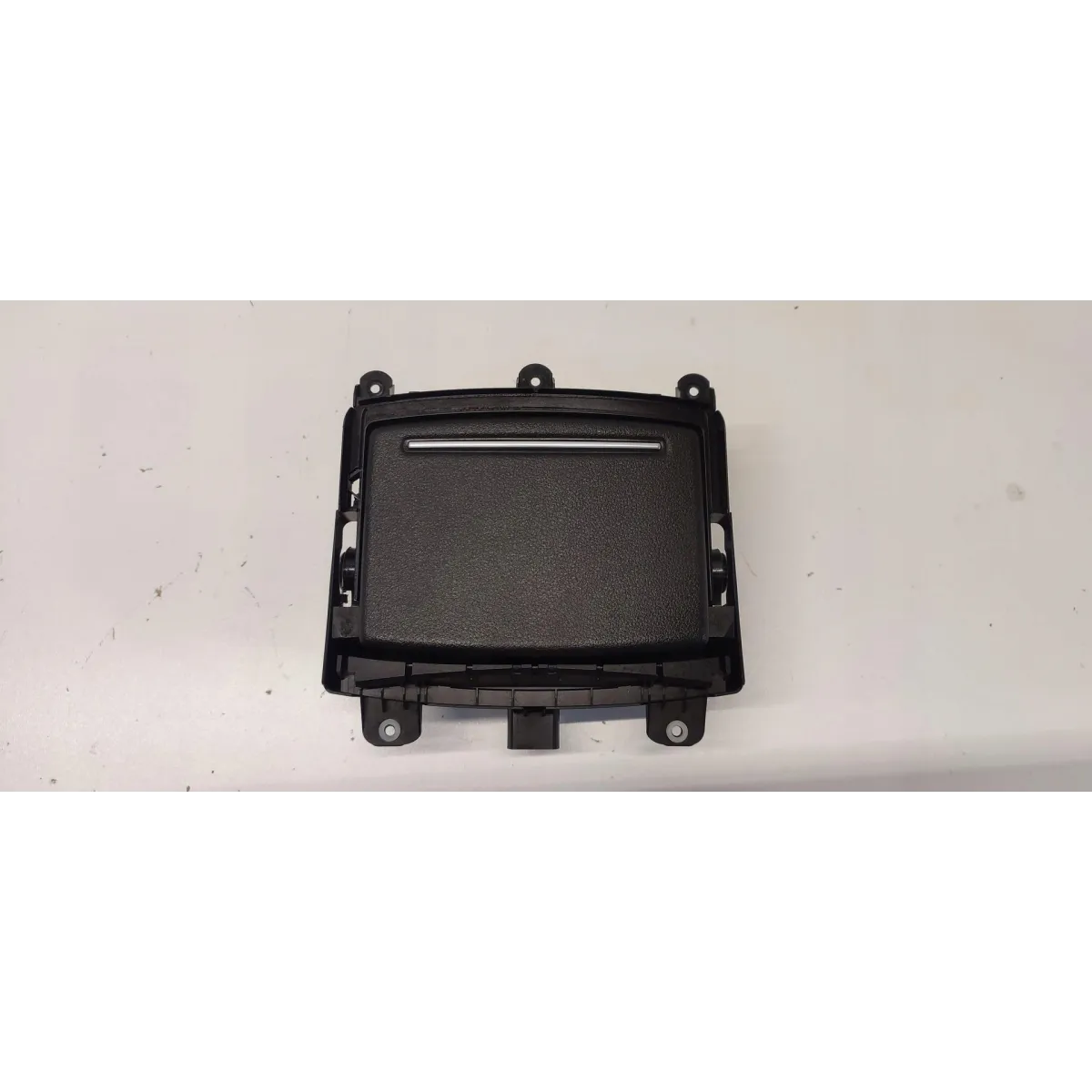AUDI A6 C7 UCHWYT NA KUBKI 4G0862534A