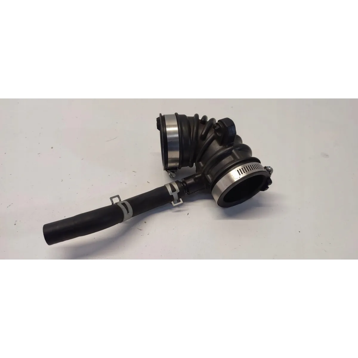 SUZUKI SWIFT MK8 RURA PRZEWÓD POWIETRZA 2022R