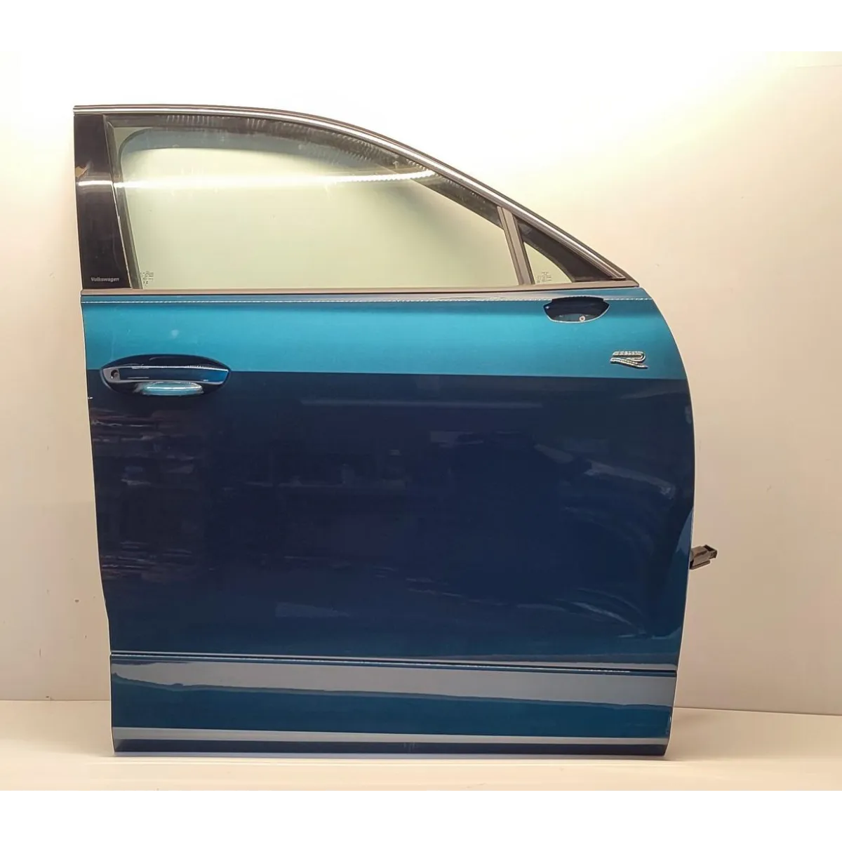 VW TAYRON DRZWI PRAWY PRZÓD 2025 LP5J R-LINE 57L831056