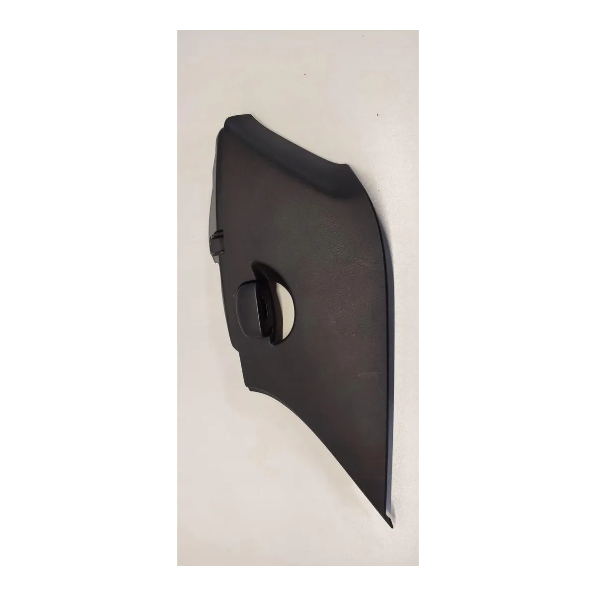 VW TAYRON OSŁONA SŁUPKA LEWA 57L867245A