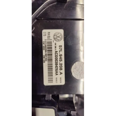 VW TAYRON LAMPA LEWY TYŁ 57L945208A