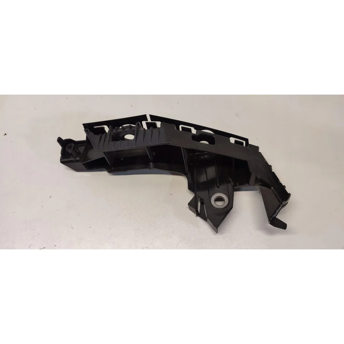 VW TAYRON ŚLIZG ZDERZAKA PRAWY TYŁ 57L807050