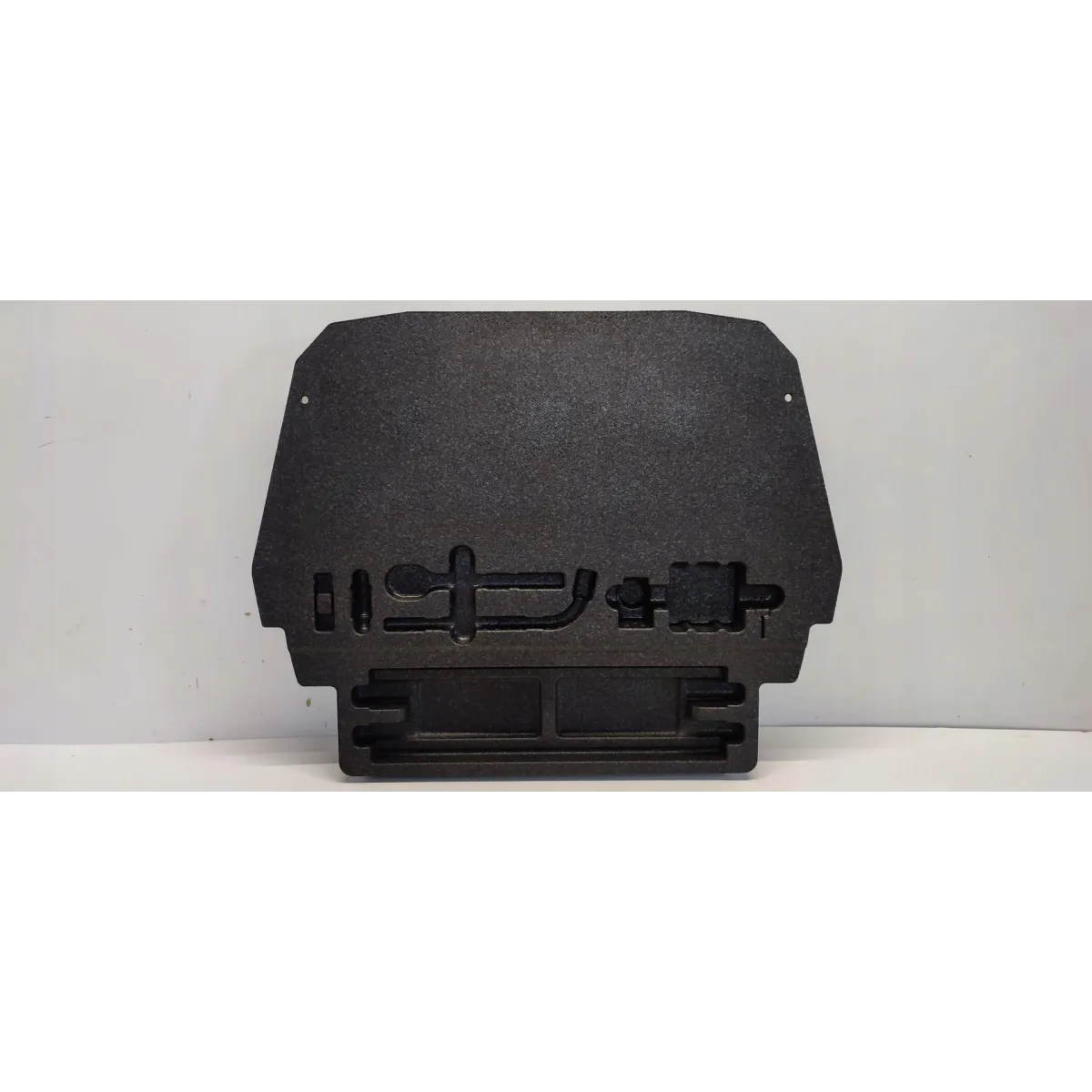 VW TAYRON STYROPIAN BAGAŻNIKA 57H863957