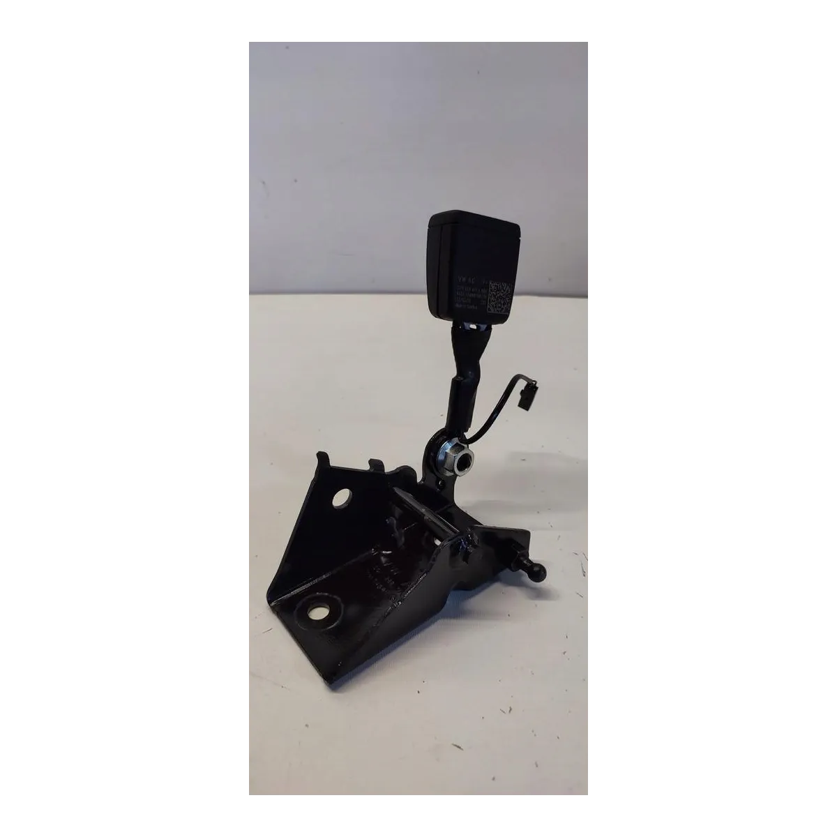 VW TAYRON ZAPINKA PASA KANAPY 3 RZĄD 57H858491A LEWA