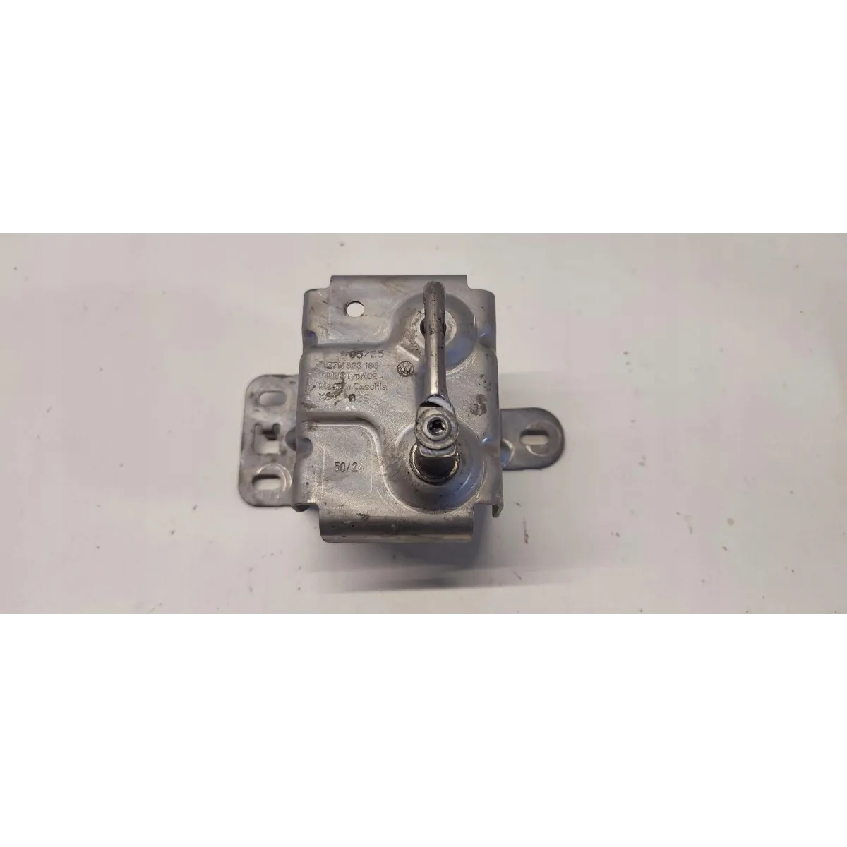 VW TAYRON RYGIEL MASKI PRAWY 57N823186