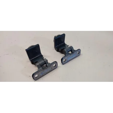 VW TAYRON ZAWIASY MASKI KOMPET LP5J 571827301