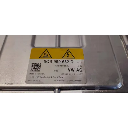 VW TAYRON PRZETWORNICA NAPIĘCIA 5QS959682D 5QS959682C