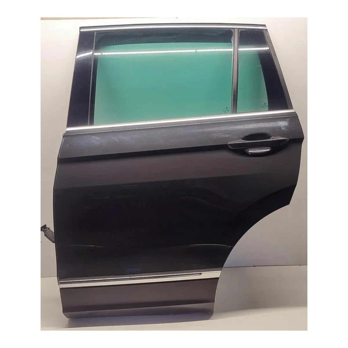 VW TIGUAN II DRZWI LEWY TYŁ I7F 5NA833055J