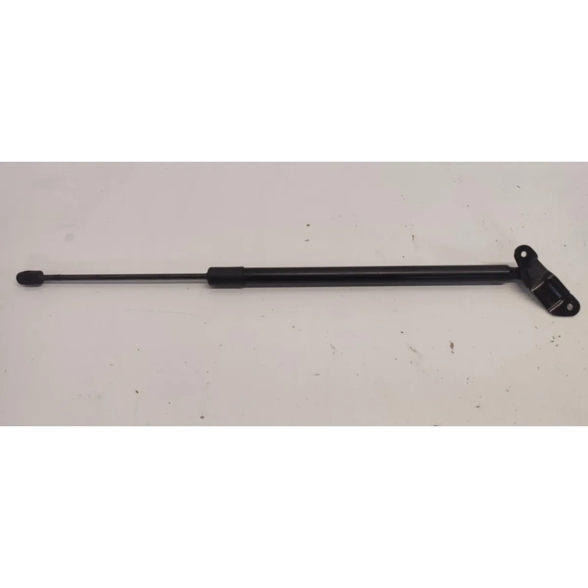 VW TIGUAN II SIŁOWNIK KLAPY BAGAŻNIKA PRAWY 5NA827550B 5NA827436A