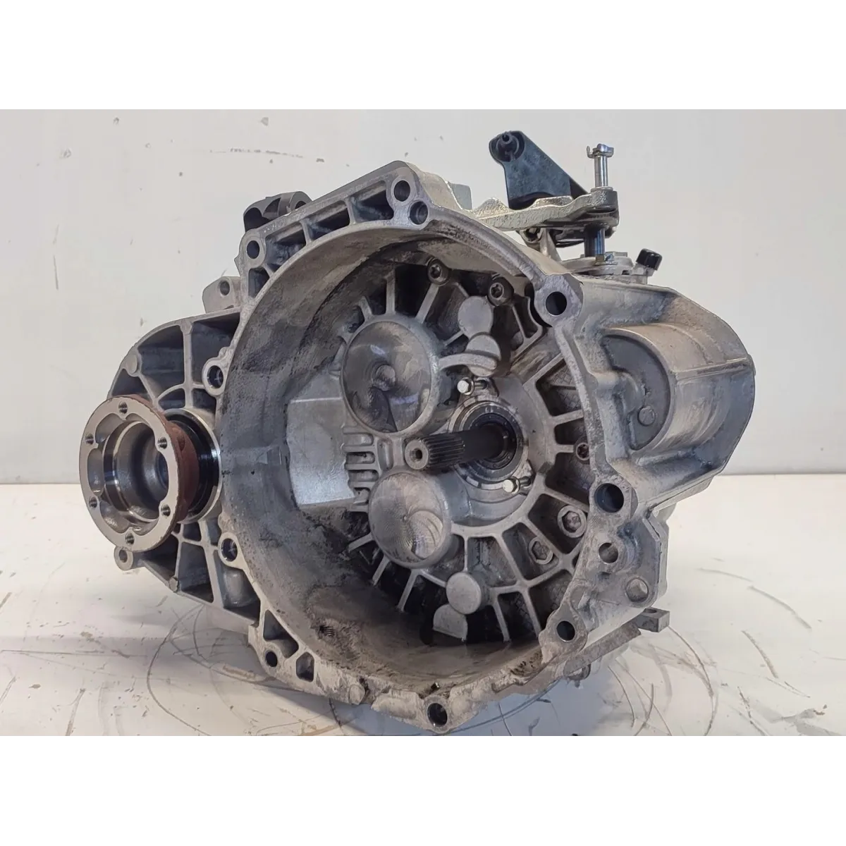 VW TIGUAN II SKRZYNIA BIEGÓW TVY 02Q300054K 74TYS KM