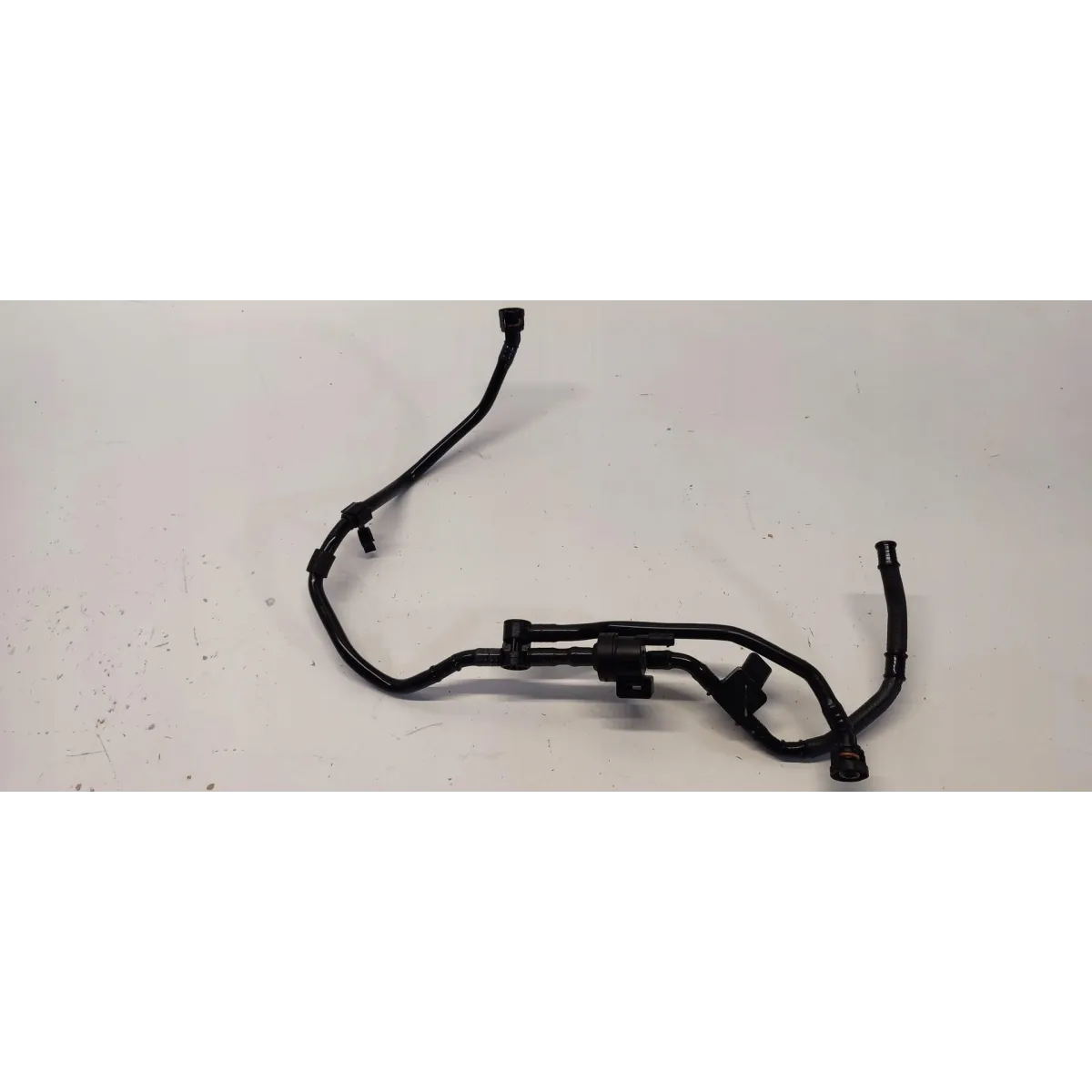 VW TIGUAN II PRZEWÓD PALIWA 1.5 TSI 05E133366AE