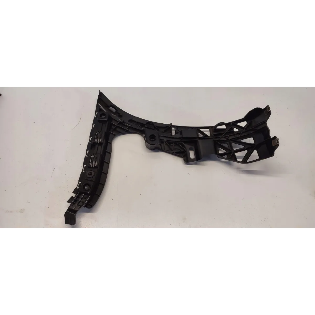 MERCEDES GLC W253 SUV ŚLIZG ZDERZAKA LEWY TYŁ A2538800512