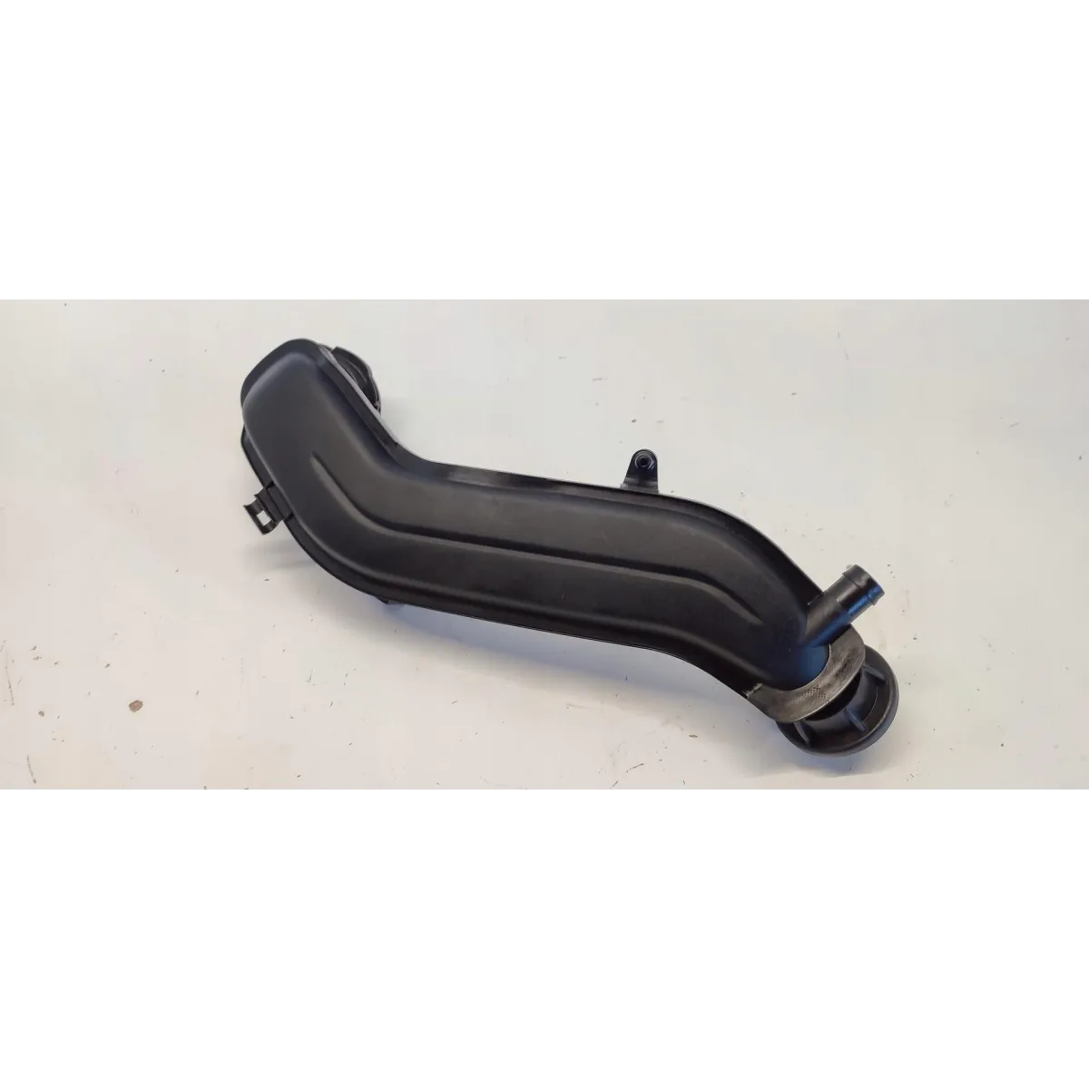 VW TIGUAN II RURA INTERCOOLERA 05E145674G 05E145673G