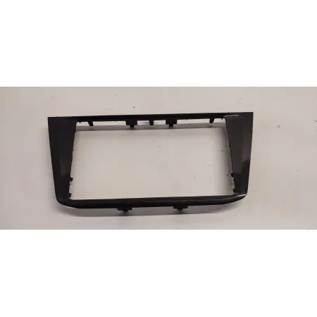 VW TIGUAN II RAMKA RADIA NAWIGACJI 5NA858071D