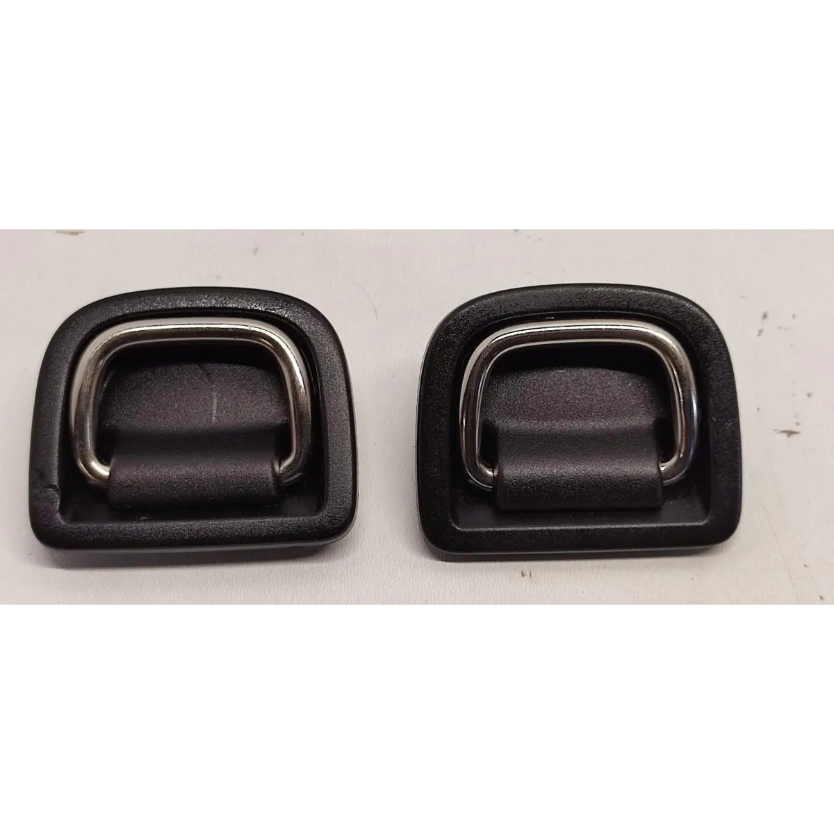 VW TIGUAN II MOCOWANIA BAGAŻNIKA KOMPLET 8V0863503C