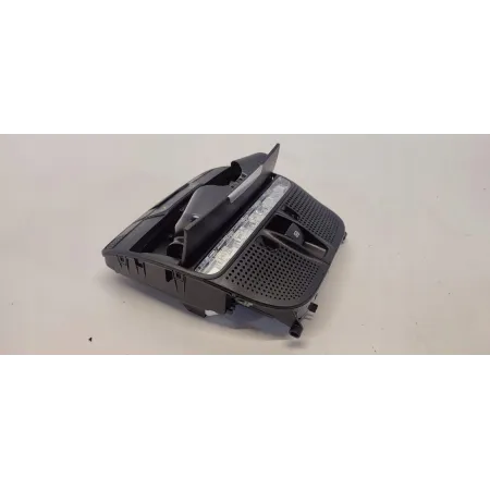 MERCEDES GLC W253 X253 LAMPKA PODSUFITKI A0009008407