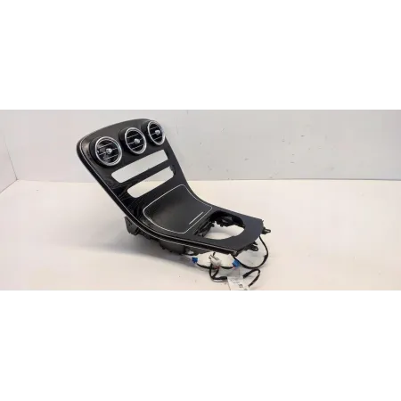 MERCEDES GLC W253 SUV DEKOR SCHOWEK TYNELU ŚRODKOWEGO A2536806802