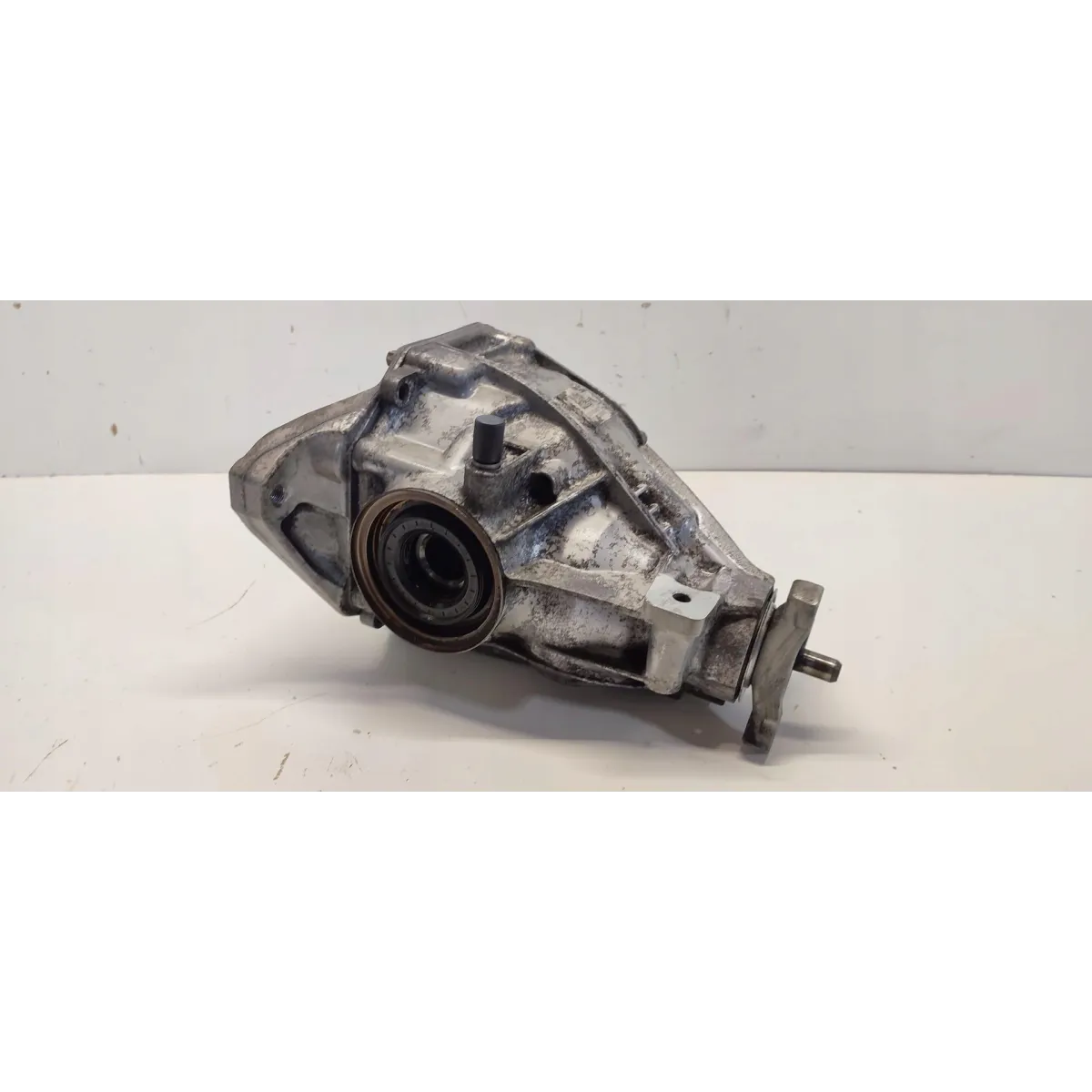 MERCEDES GLC W253 X253 MOST DYFERENCJAŁ TYŁ A2133508911