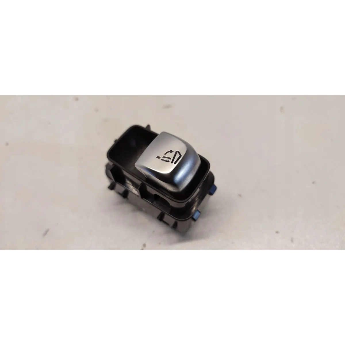 MERCEDES GLC W253 X253 PRZEŁĄCZNIK FOTELA A2059056611