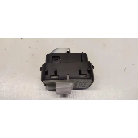 MERCEDES GLC W253 X253 PRZEŁĄCZNIK FOTELA A2059056611