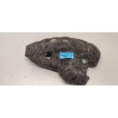 MERCEDES GLC W253 SUV WYGŁUSZENIE TYLYCH NADKOLI KOMPLET A2536829300