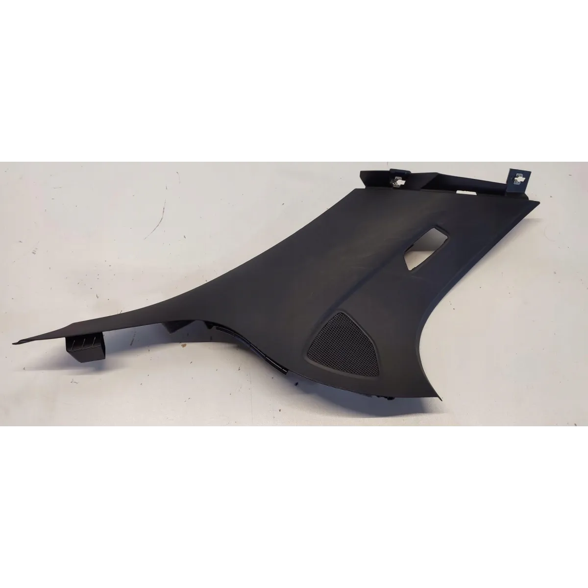 MERCEDES GLC W253 X253 OSŁONA SŁUPKA LEWA A2536901925