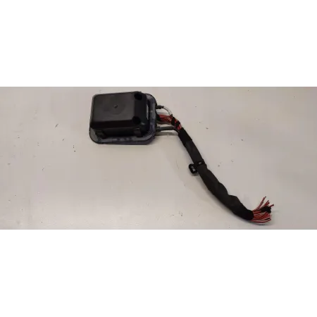 MERCEDES GLC W253 X253 SKRZYNKA BEZPIECZNIKÓW A2225403150