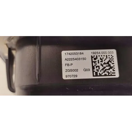 MERCEDES GLC W253 X253 SKRZYNKA BEZPIECZNIKÓW A2225403150