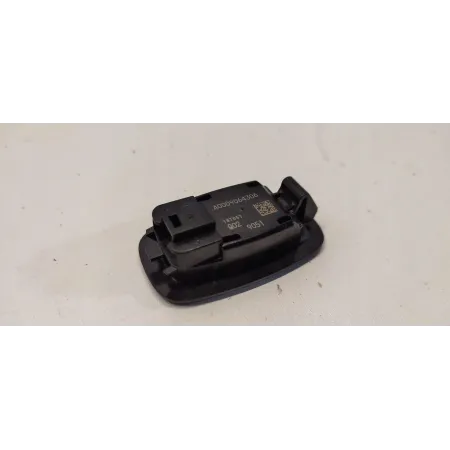 MERCEDES GLC W253 X253 LAMPKA KABINY A0009064306