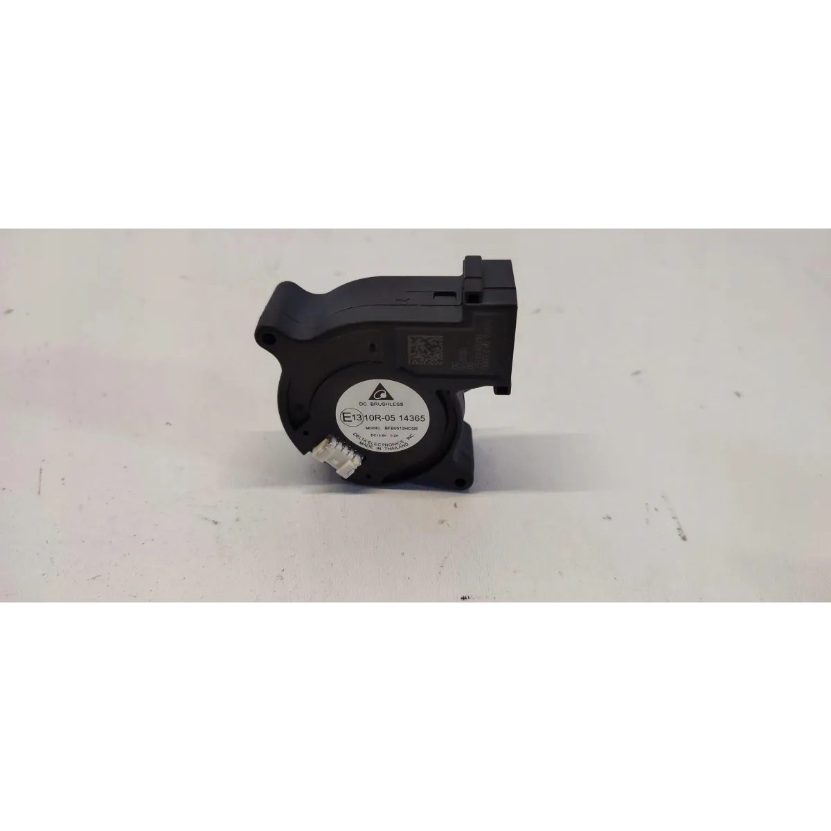 MERCEDES GLC W253 X253 WENTYLATOR LAMPY BFB0512HCG9