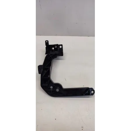 VOLVO XC40 MOCOWANIE BŁOTNIKA LEWE 32318691