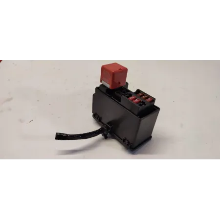 MAZDA 2 TOYOTA YARIS IV SKRZYNKA BEZPECZNIKÓW 90987-02031