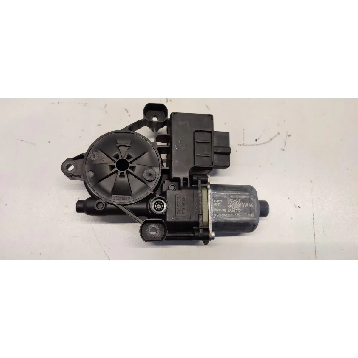 VW TIGUAN II SILNICZEK SZYBY 5Q0959407E