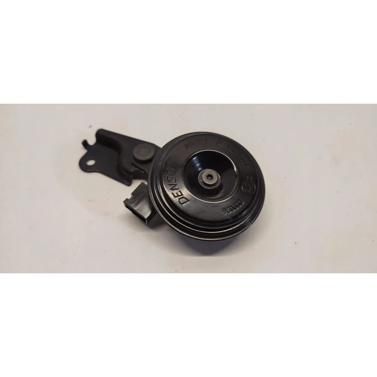 MAZDA 2 TOYOTA YARIS IV KLAKSON 86560-K0020